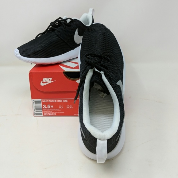 Nike Youth Roshe One (GS) - Picture 4 of 8